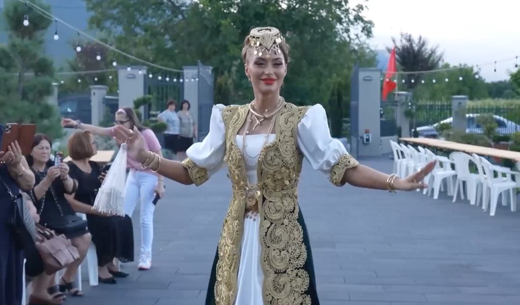 Albanian Traditional Clothes