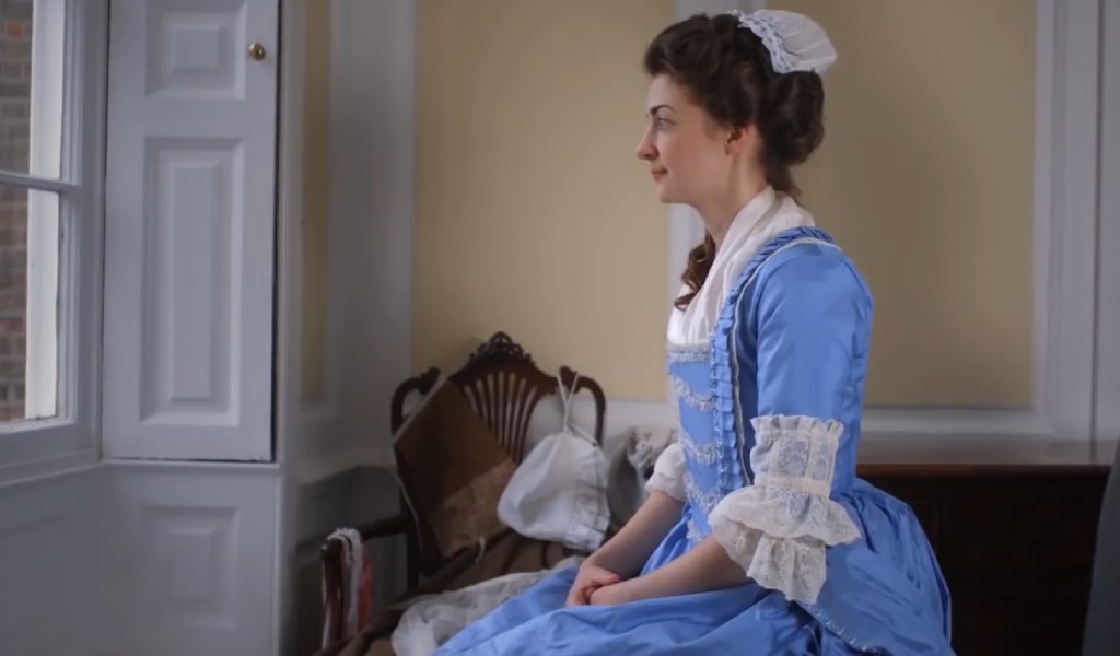 Traditional english women's clothing hotsell