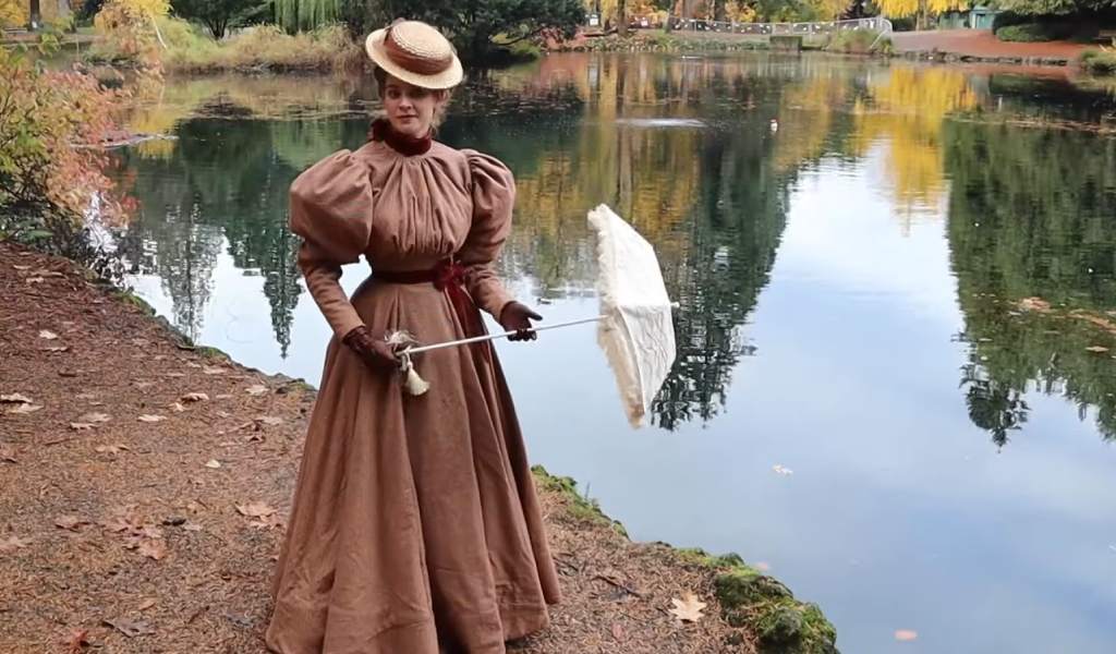 Victorian Era Clothing: A Glimpse into Fashion History