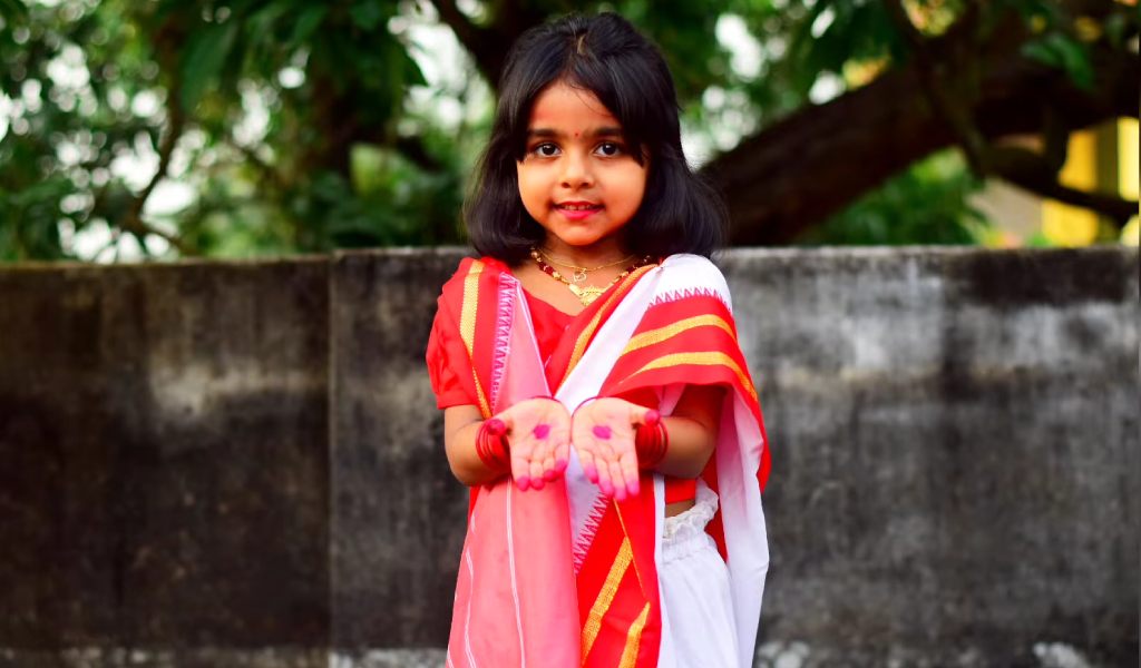 Traditional Clothing in West Bengal: A Guide to Bengali Attire